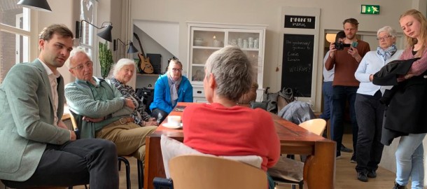 CU staatssecretaris Maarten va Ooijen bezoekt Markt 17.jpg